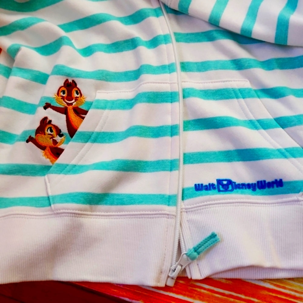 Disney jacket!!! ๐ - Picture 3 of 5